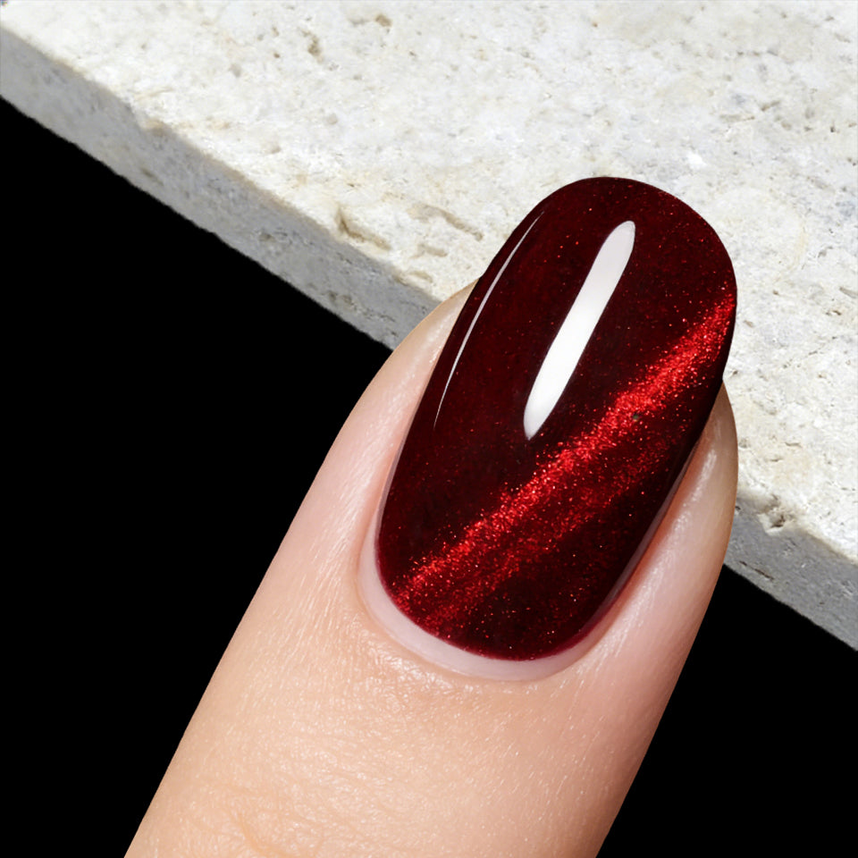 Blood Moon | Ruby Flame Cat Eye Gel Magnétique 18ml CE307
